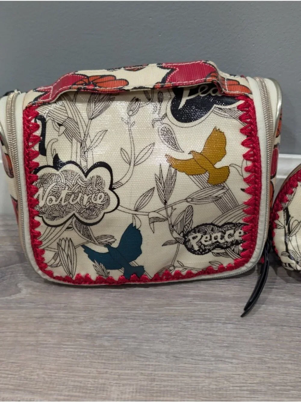 Sakroots Artist Circle Peace Print Birds Hanging Travel Organizer & Makeup Bag